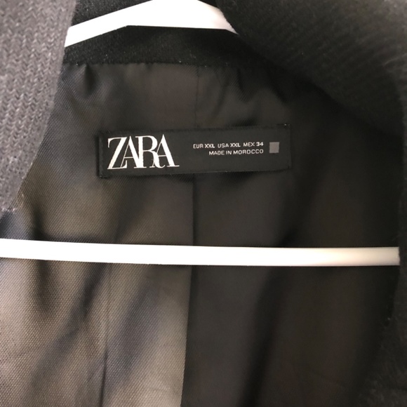 Black Zara jacket - Picture 2 of 3